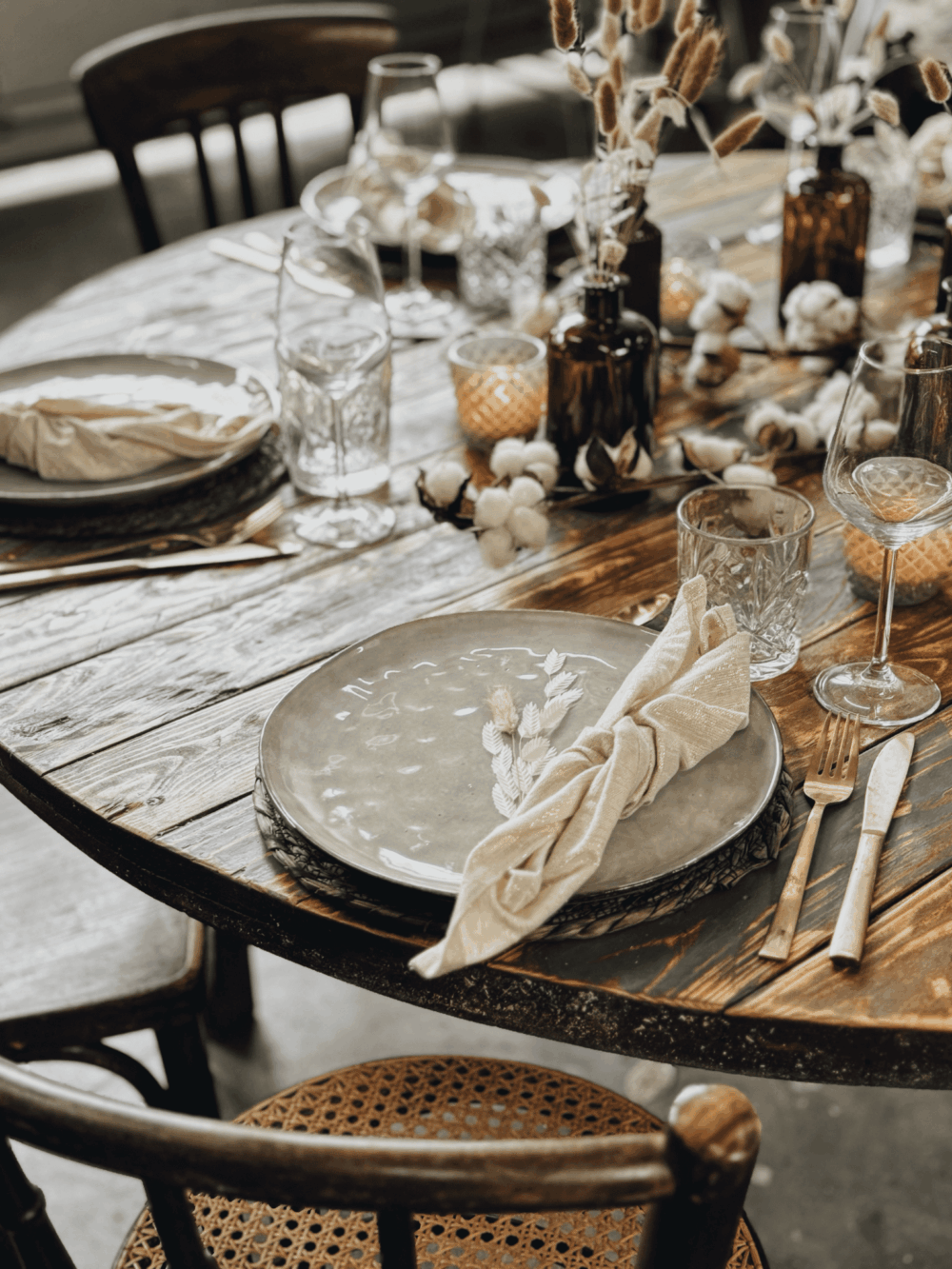 Rundtisch rustikal dunkel