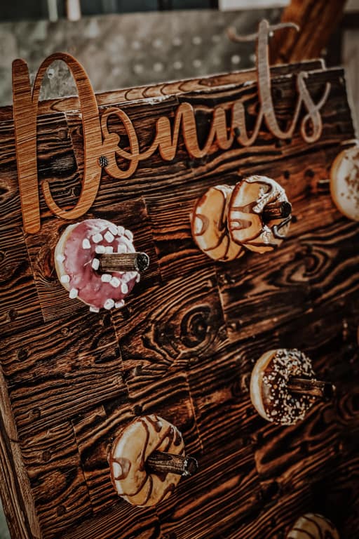 Donut Wall für Vintage / Boho Hochzeit